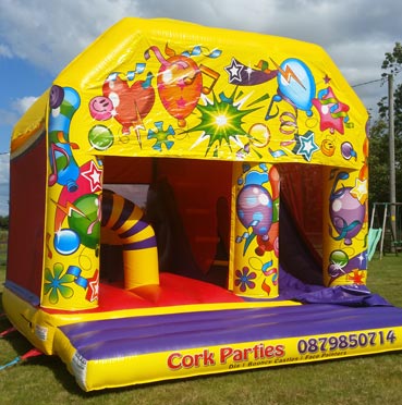 Bouncing Castle with Slide donoughmore